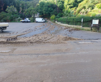 immagine notizia Maltempo ELBA. Gli operai provinciali al lavoro per ripulire le strade